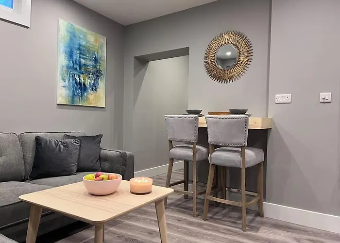 The Art House 3 Galway, Woodquay *